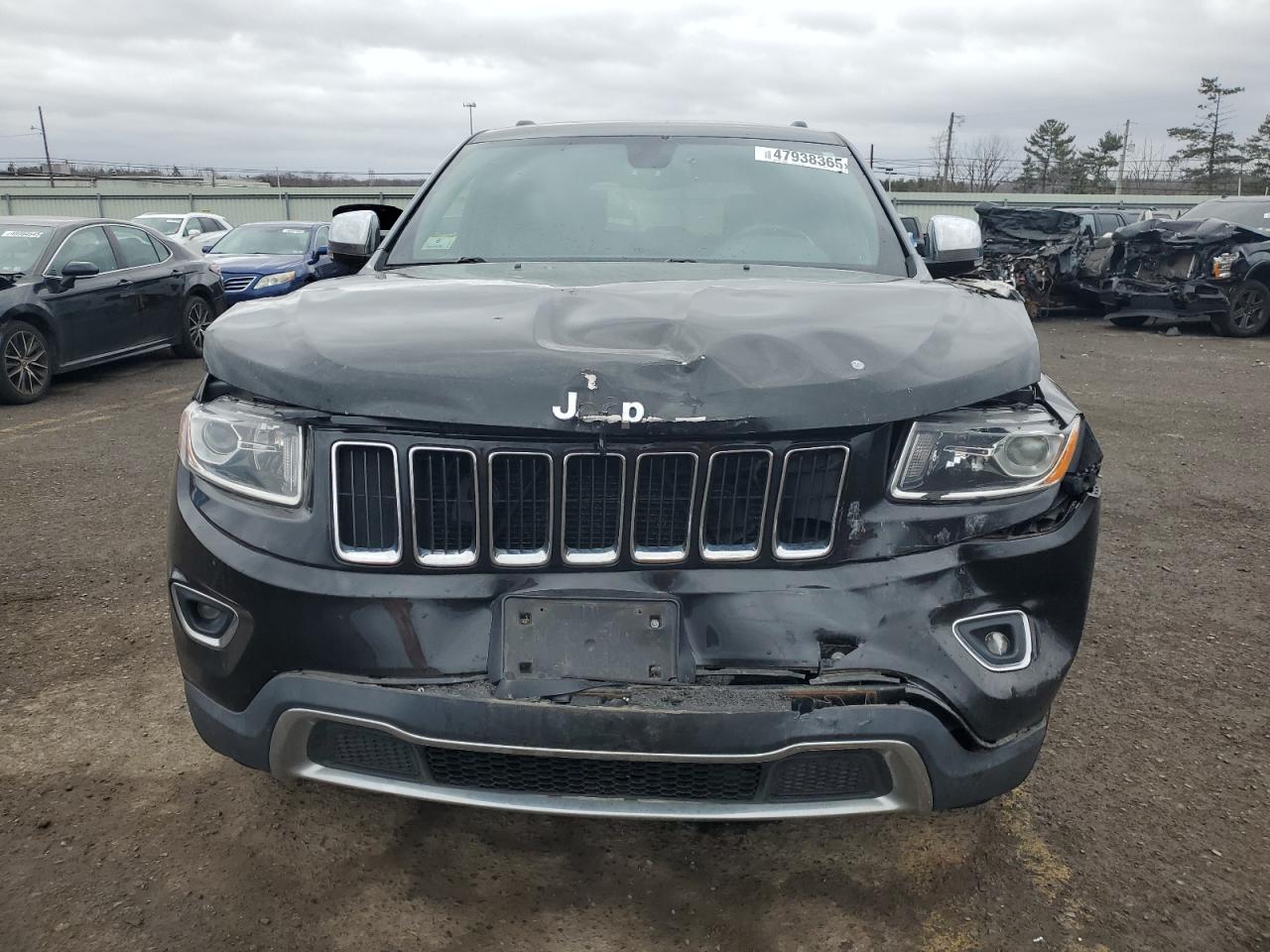 2015 Jeep Grand Cherokee - Image 5