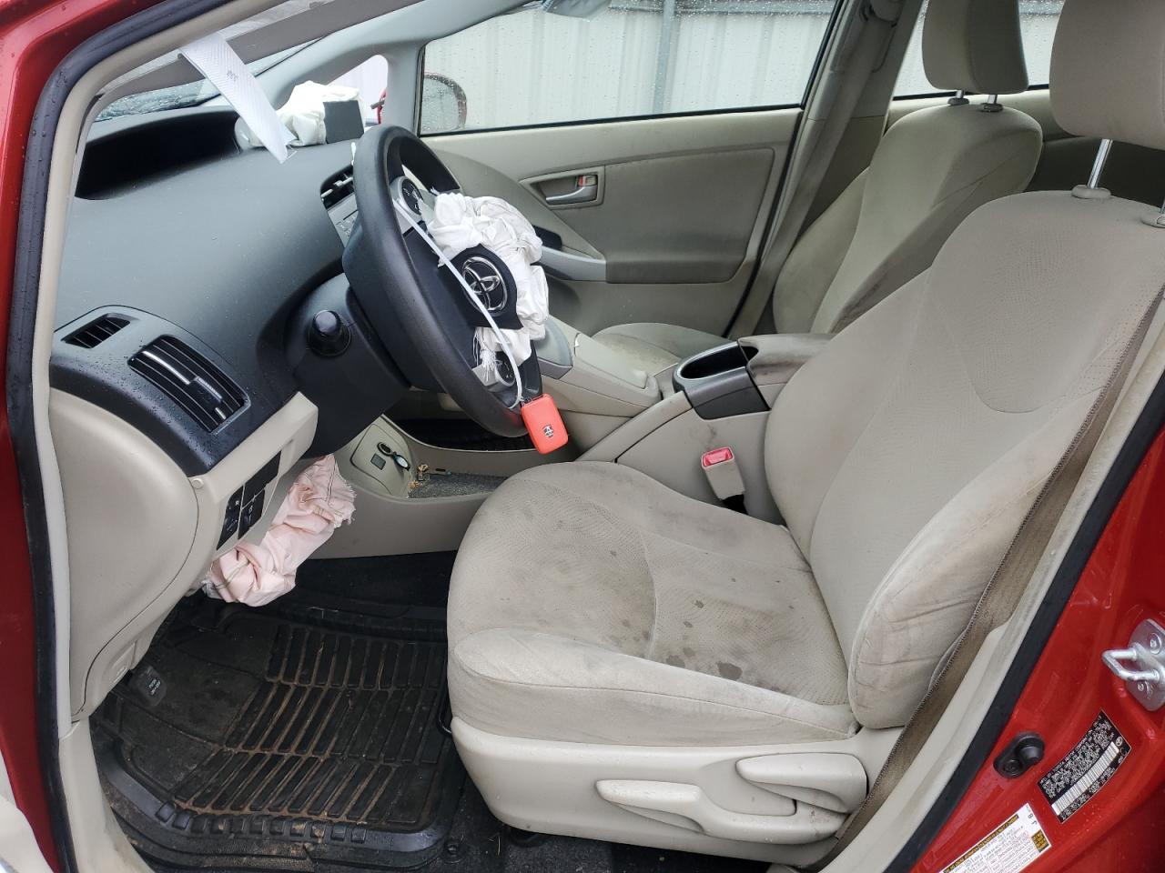 2013 Toyota Prius - Image 7