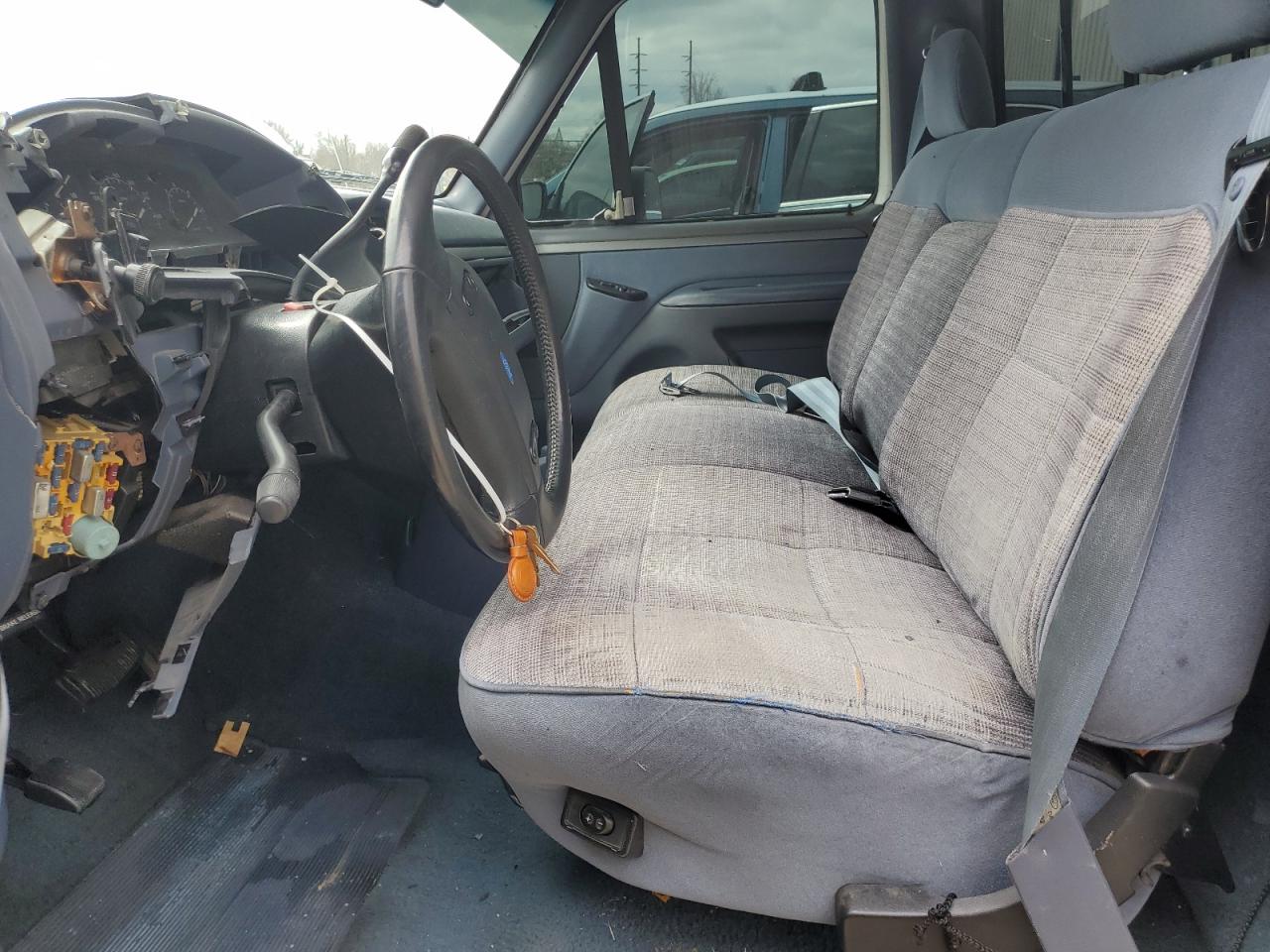 1992 Ford F150 VIN: 1FTDF15Y6NNA80905 Lot: 49114775