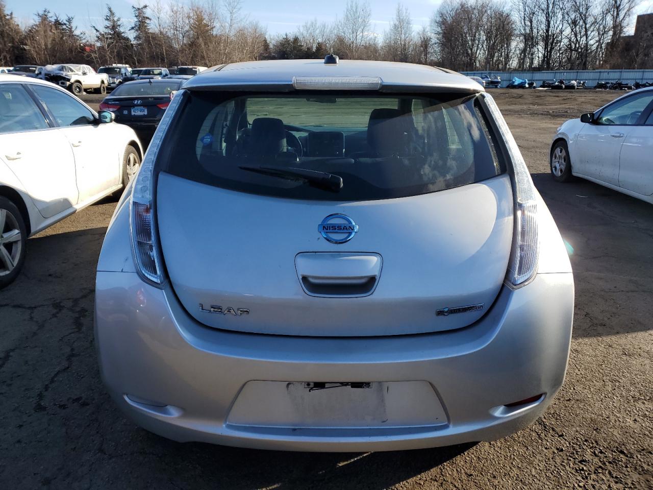 2013 Nissan Leaf - Image 6