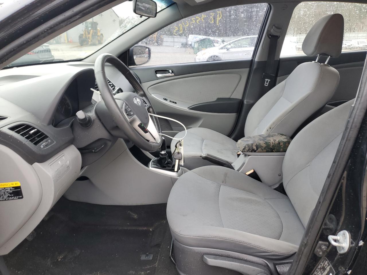 2014 Hyundai Accent - Image 7