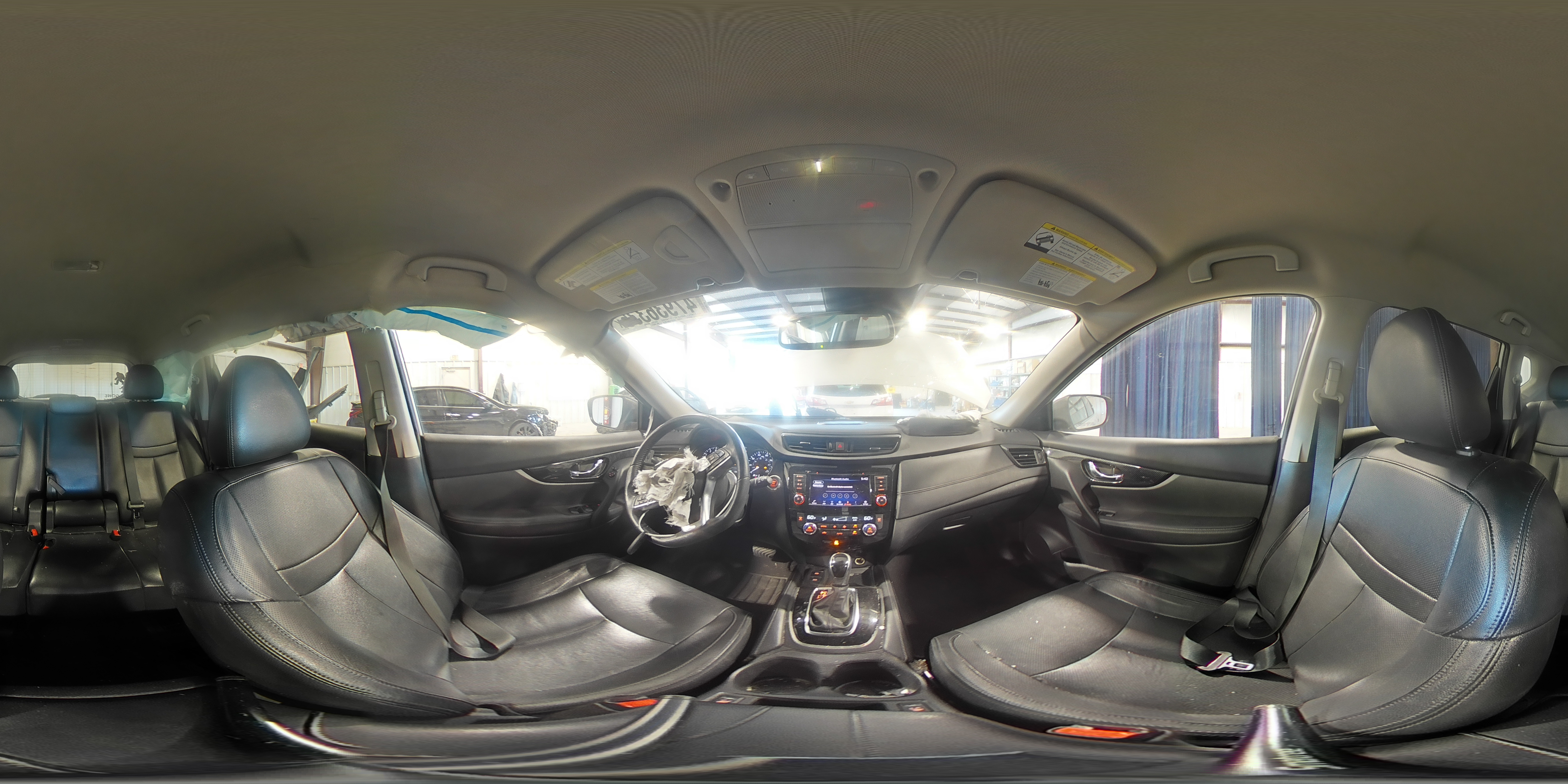 2019 Nissan Rogue - Image 14