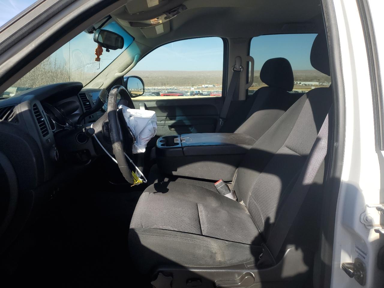 2011 Chevrolet Silverado - Image 7
