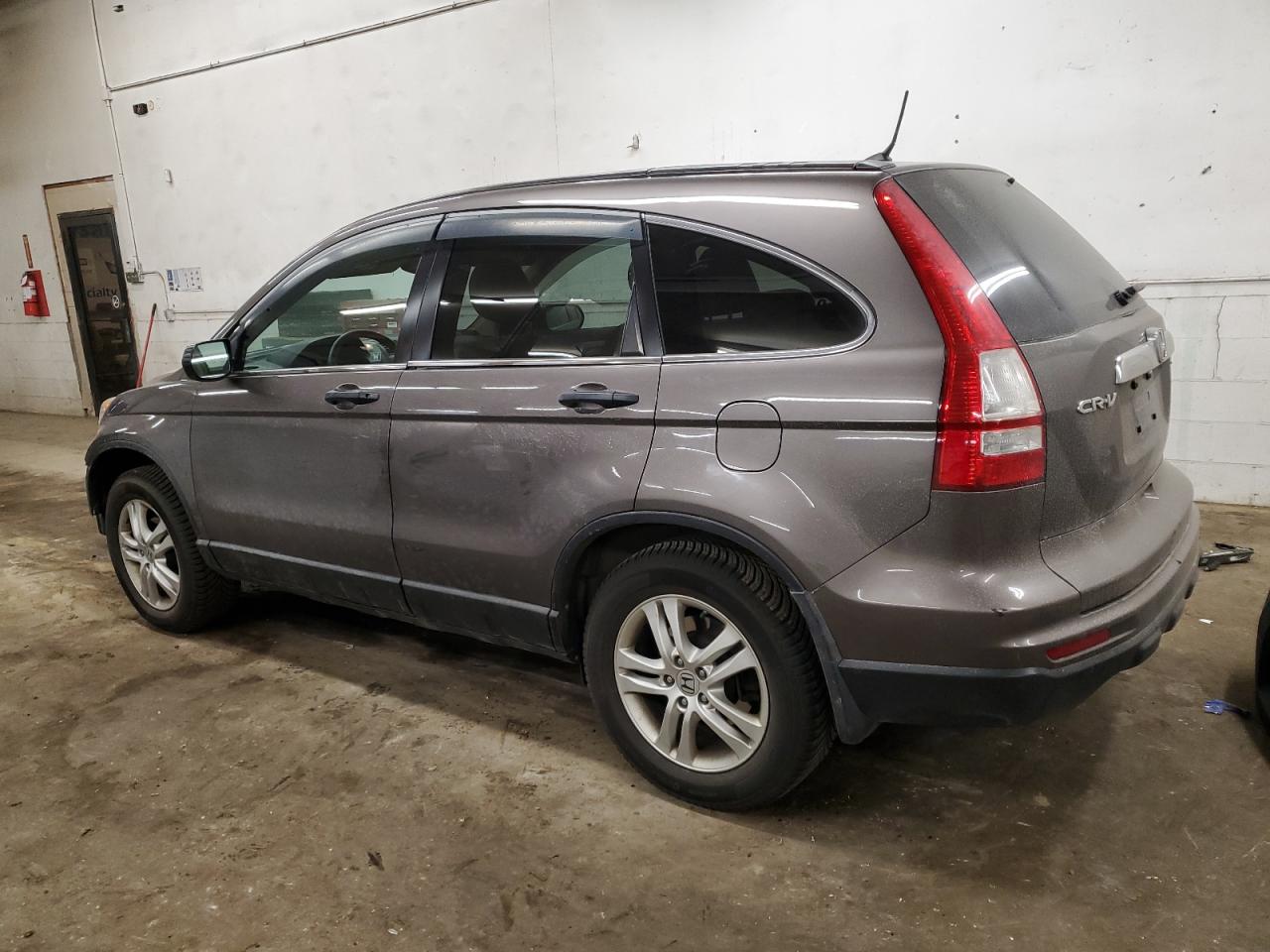 2011 Honda CR-V - Image 2