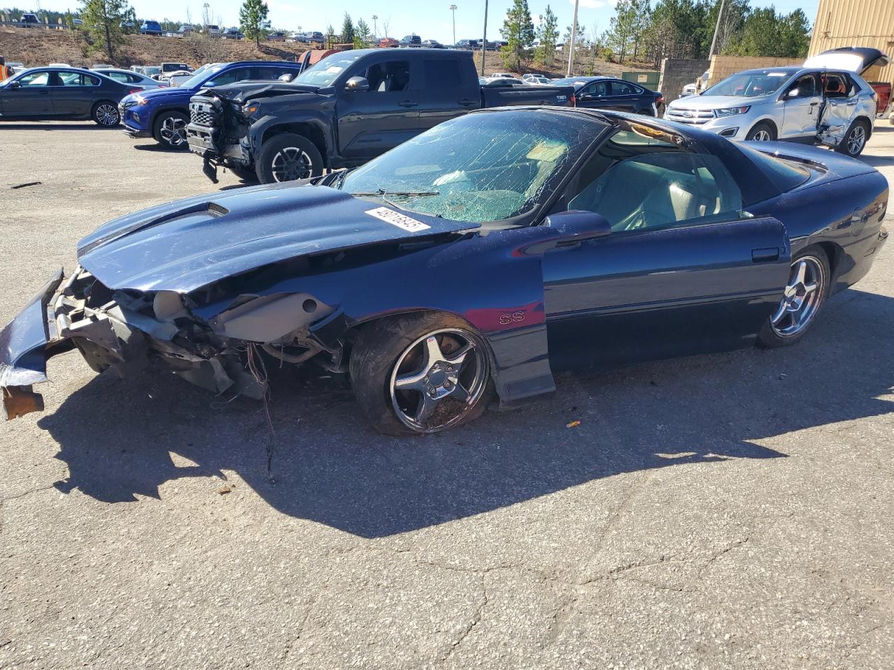 2002 Chevrolet Camaro - Image 1