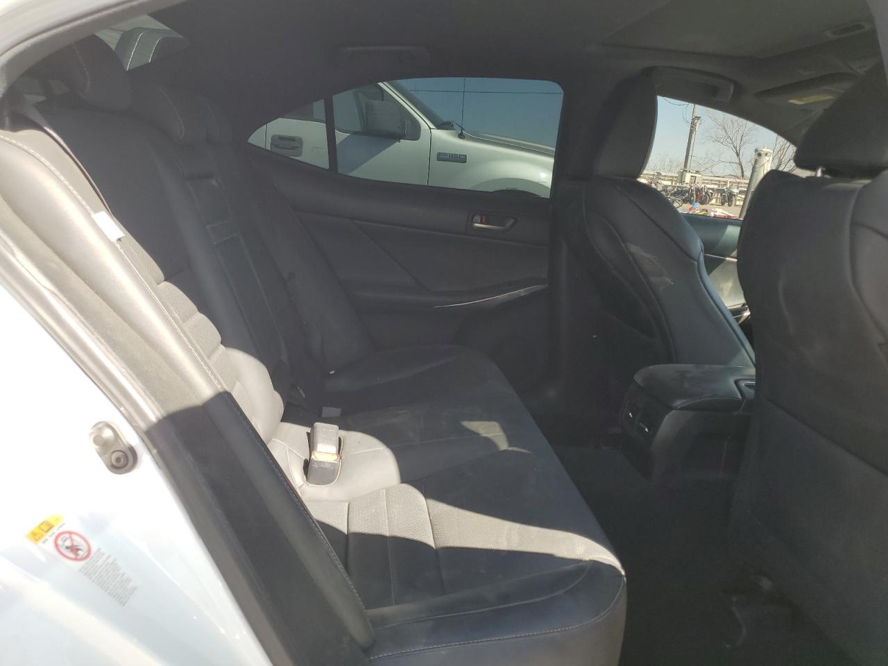 2019 Lexus IS - Image 10
