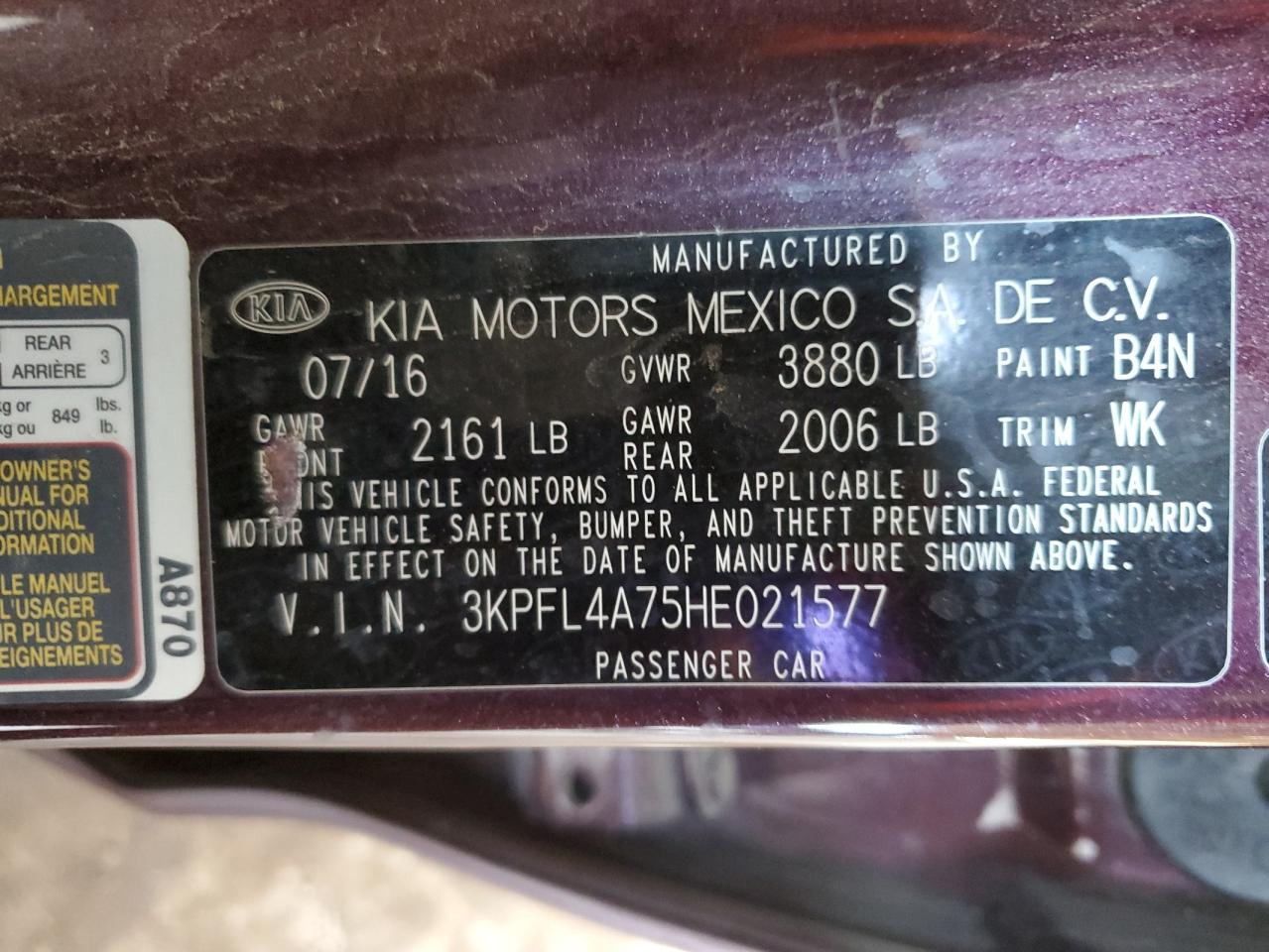 2017 Kia Forte - Image 12