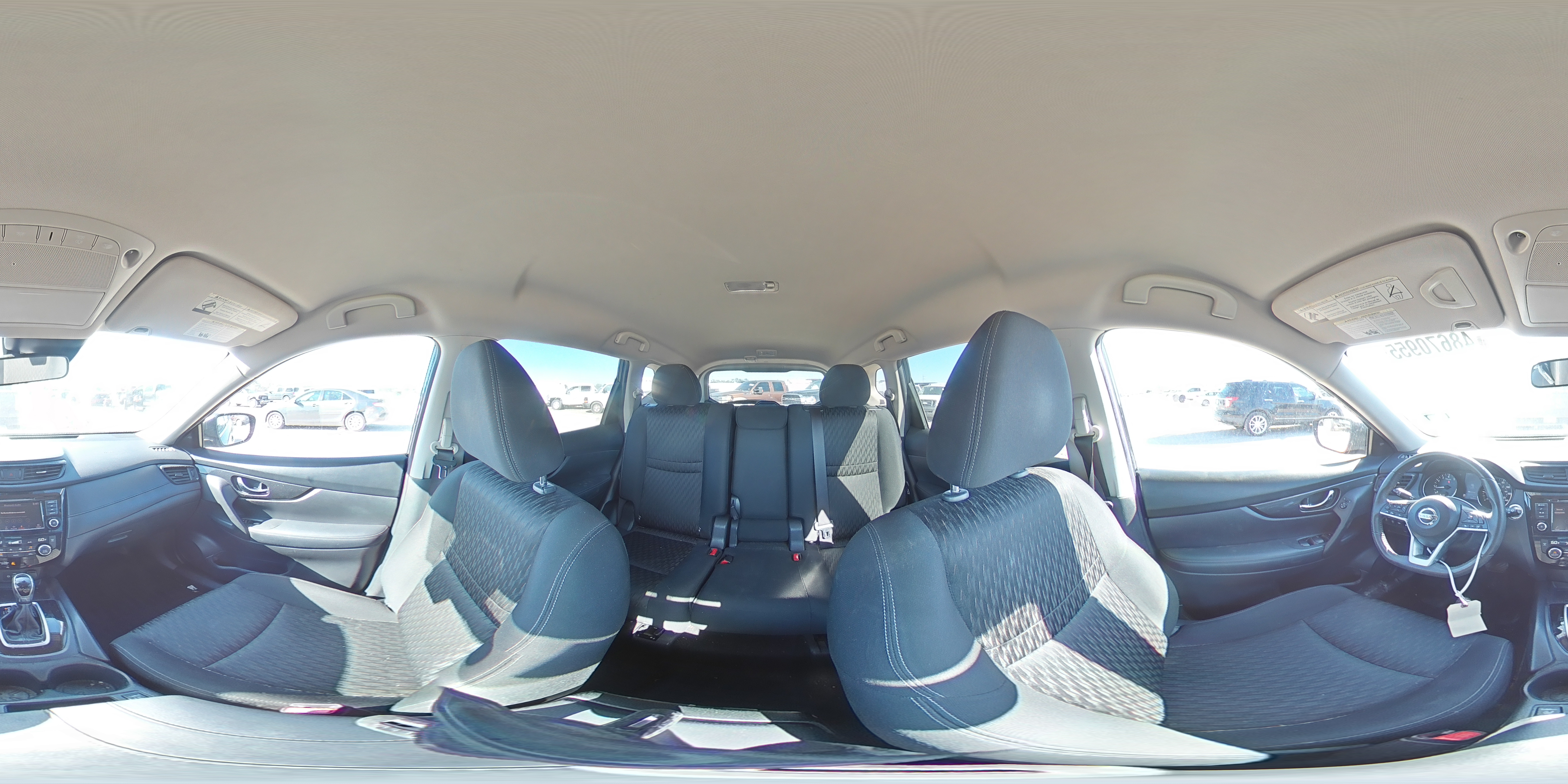 2019 Nissan Rogue - Image 14