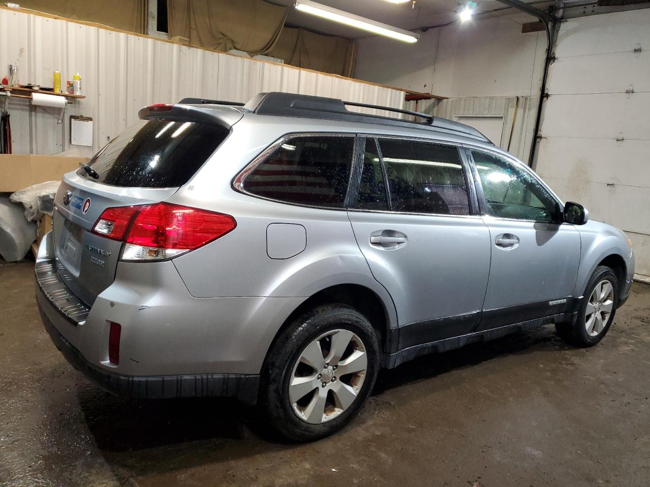 2012 Subaru Outback - Image 3