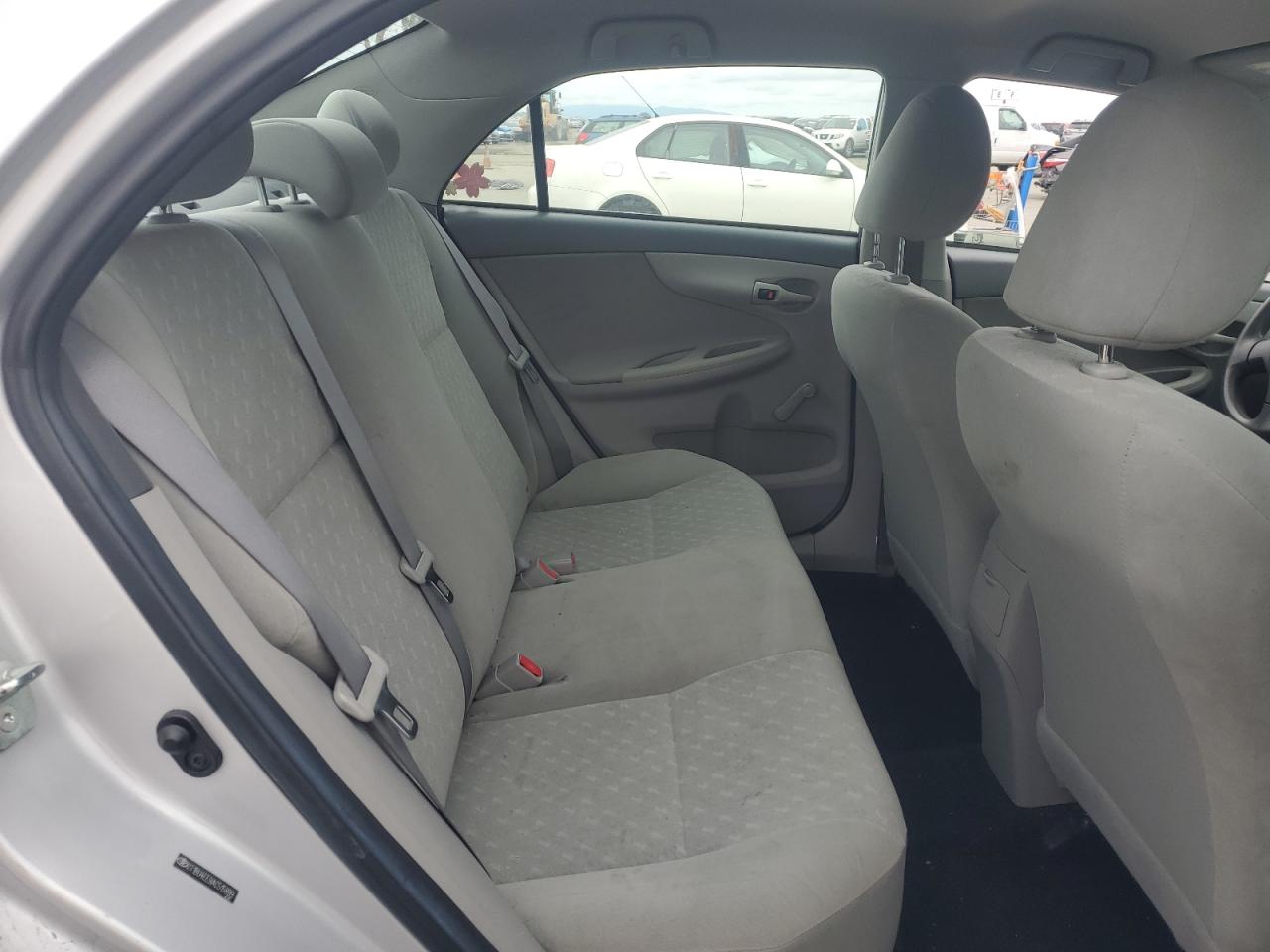 2010 Toyota Corolla - Image 10