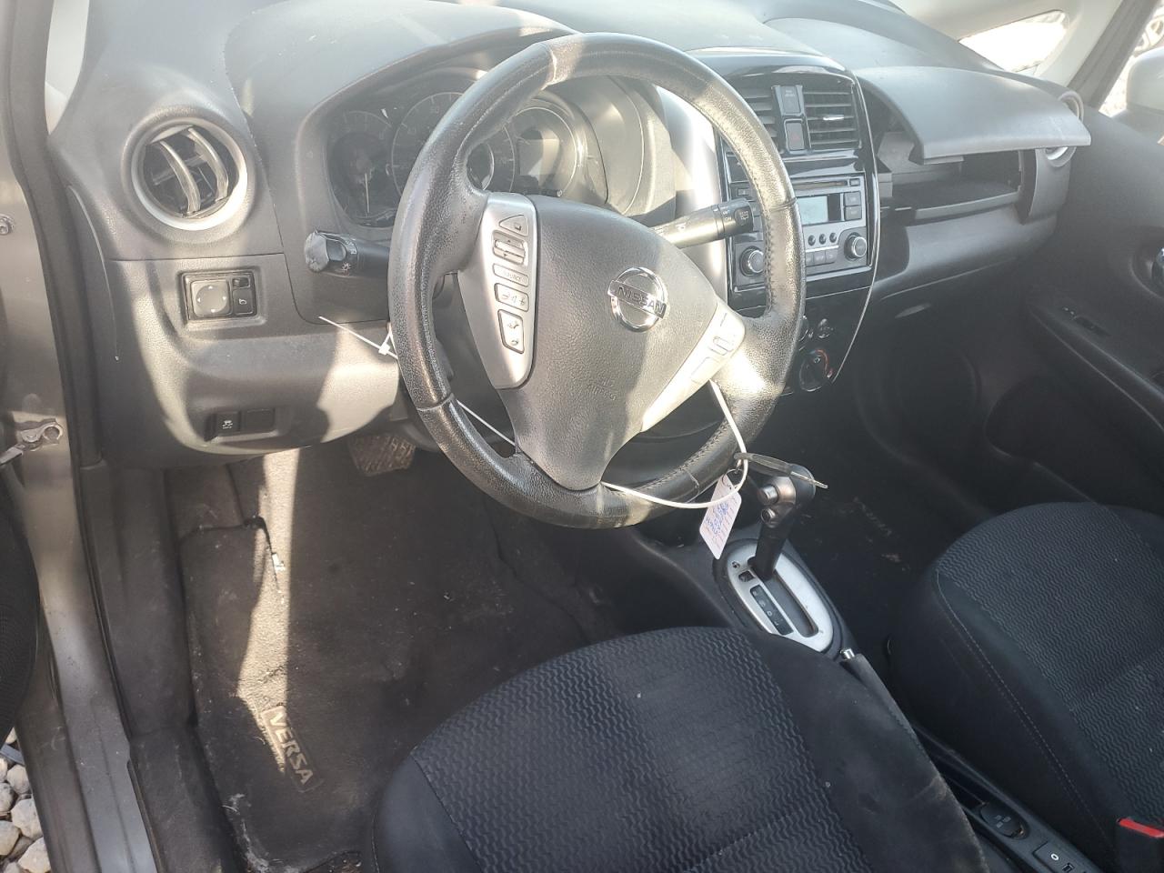 2015 Nissan Versa - Image 8