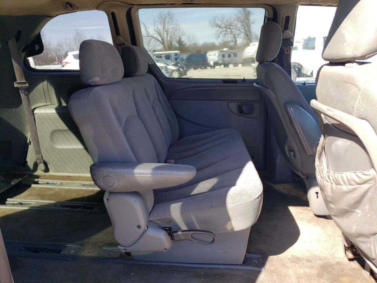 2006 Chrysler Town & Country - Image 11