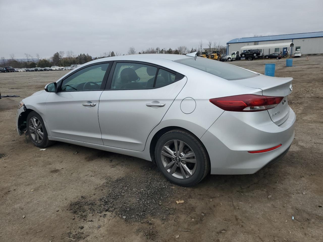 2018 Hyundai Elantra - Image 2