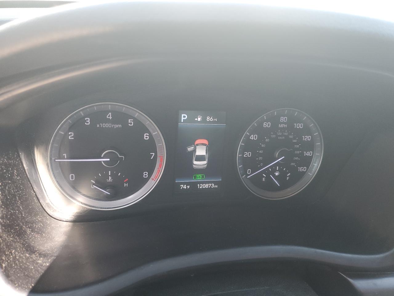 2018 Hyundai Sonata - Image 9