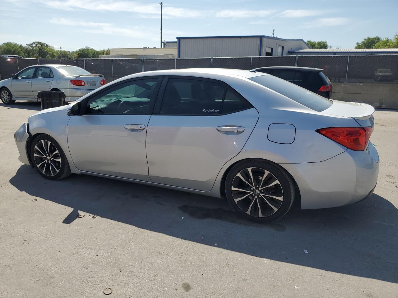 2018 Toyota Corolla - Image 2
