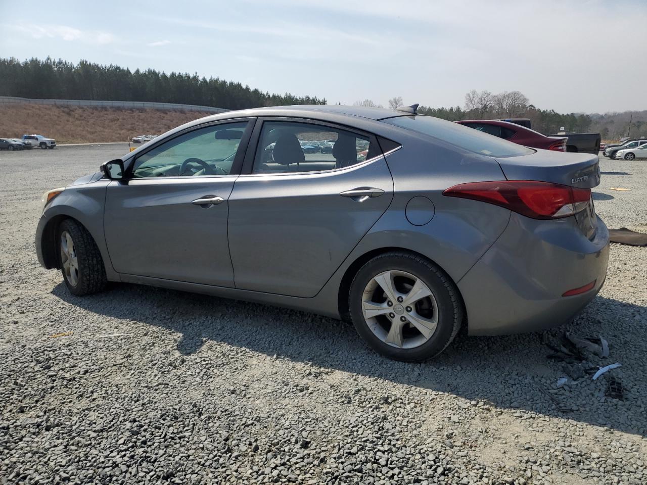 2016 Hyundai Elantra - Image 2