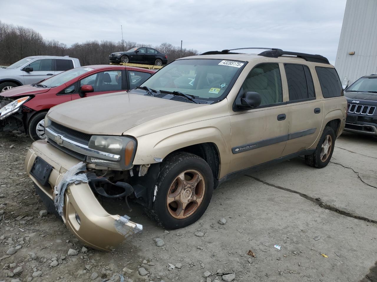 2004 Chevrolet TrailBlazer - Image 1