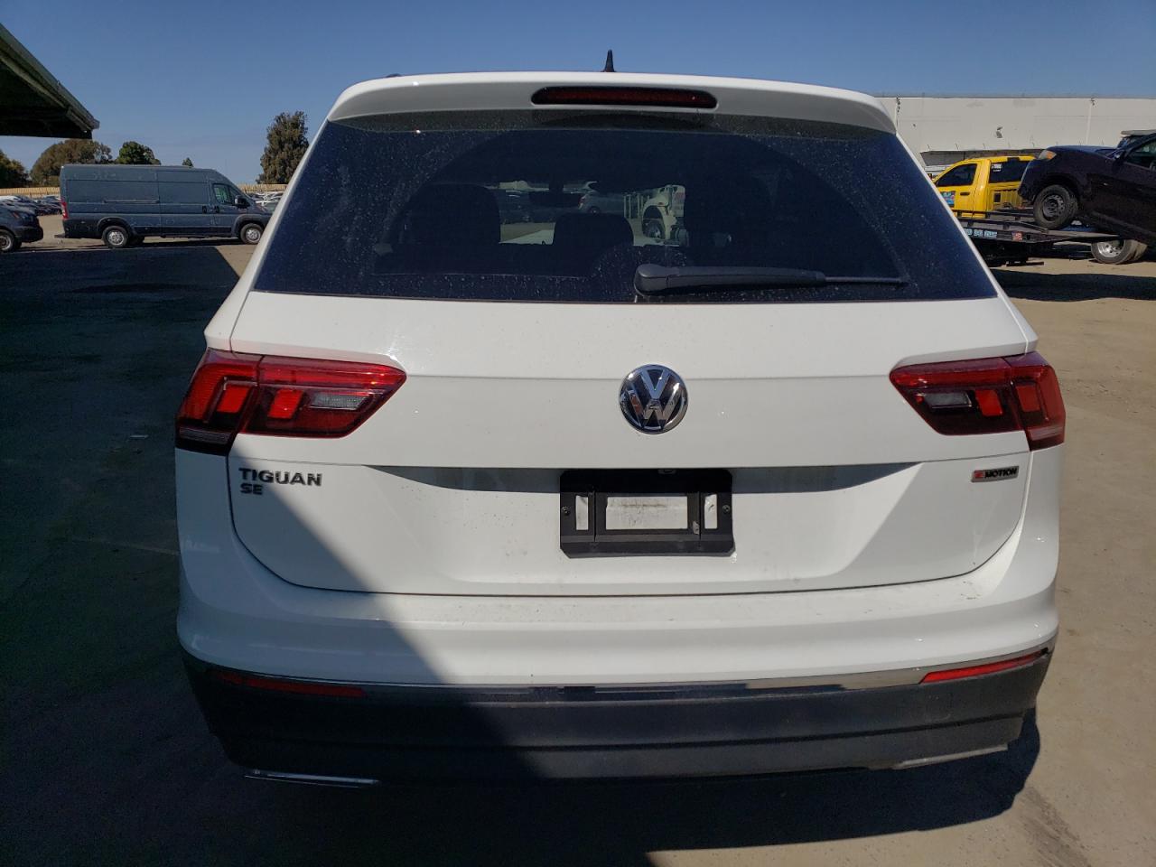2021 Volkswagen Tiguan - Image 6