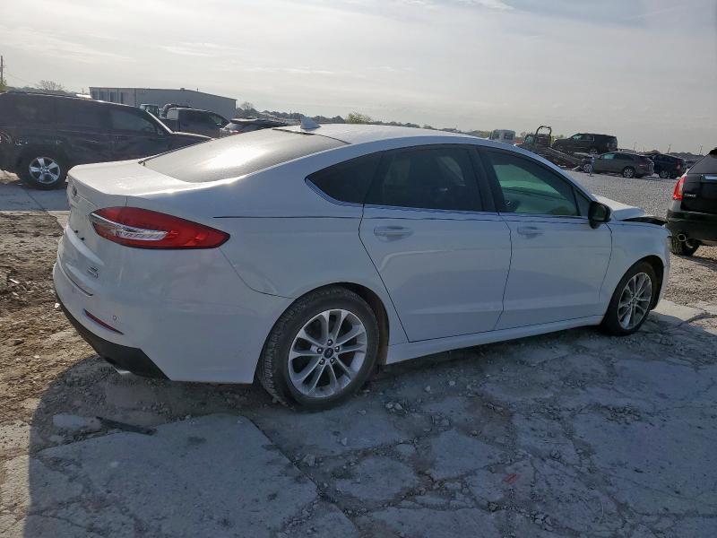  FORD FUSION 2019 White