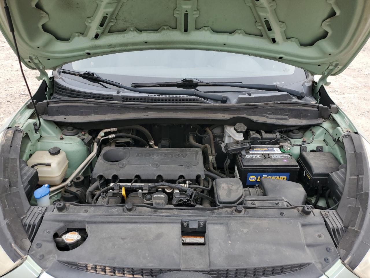 2010 Hyundai Tucson - Image 12