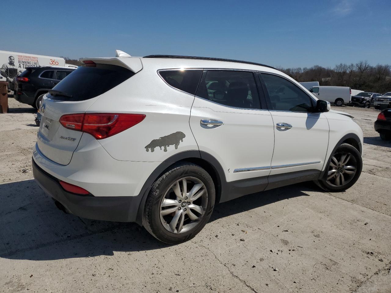 2013 Hyundai Santa Fe - Image 3