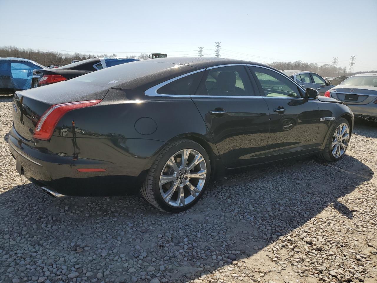 2012 Jaguar XJ - Image 3
