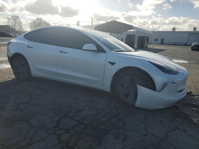  TESLA MODEL 3 2023 Biały