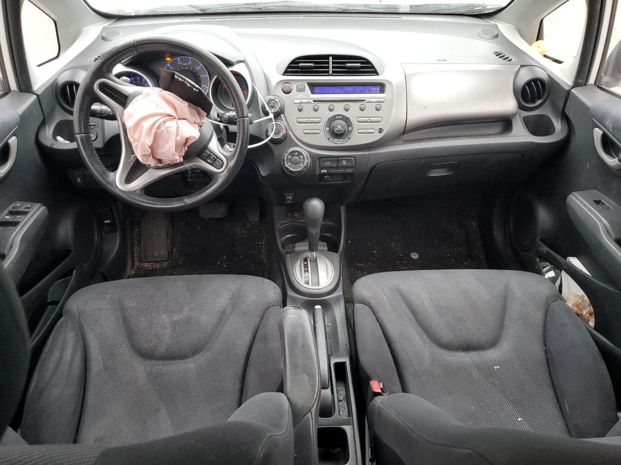 2011 Honda Fit - Image 8
