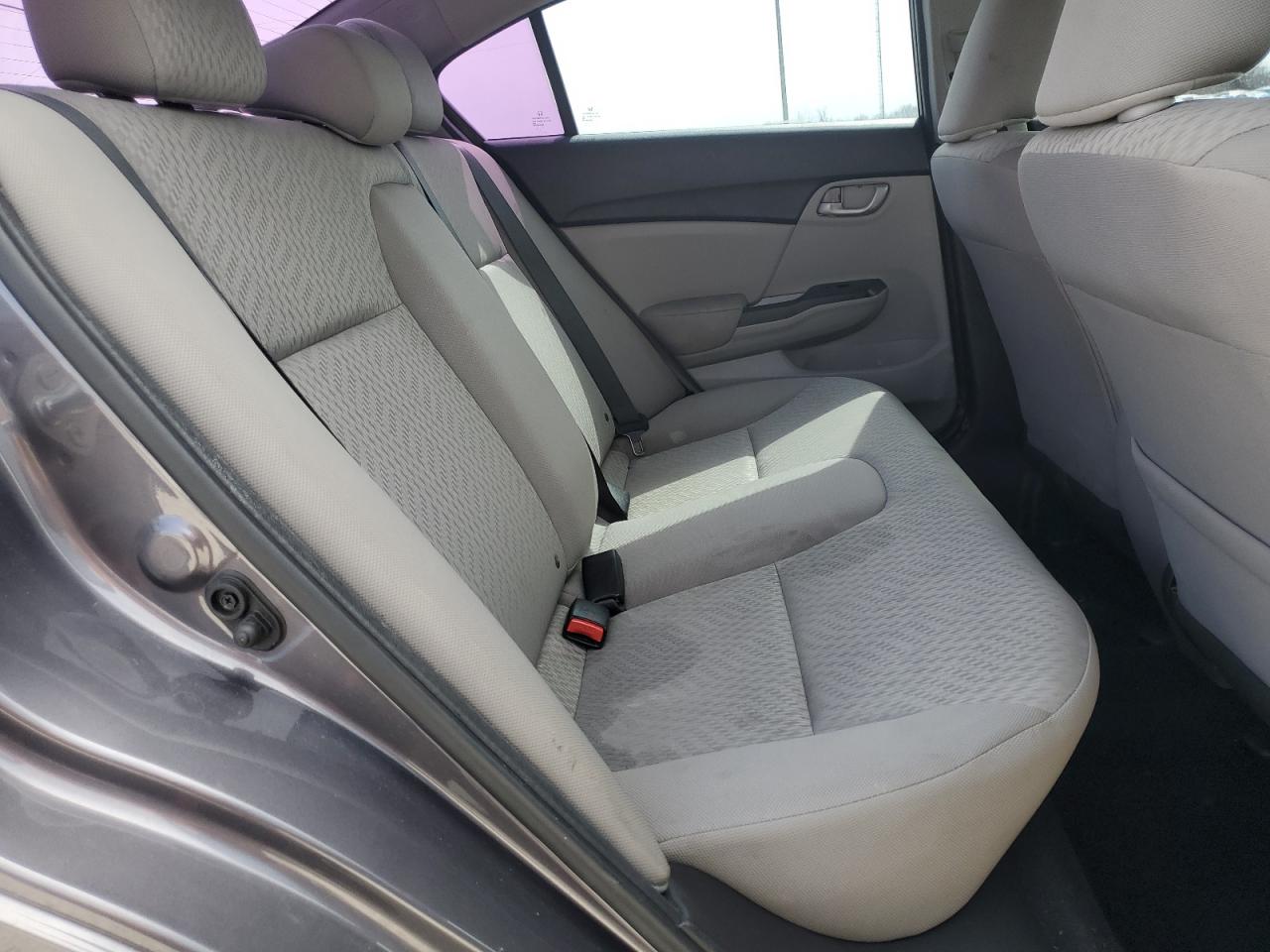2015 Honda Civic - Image 11