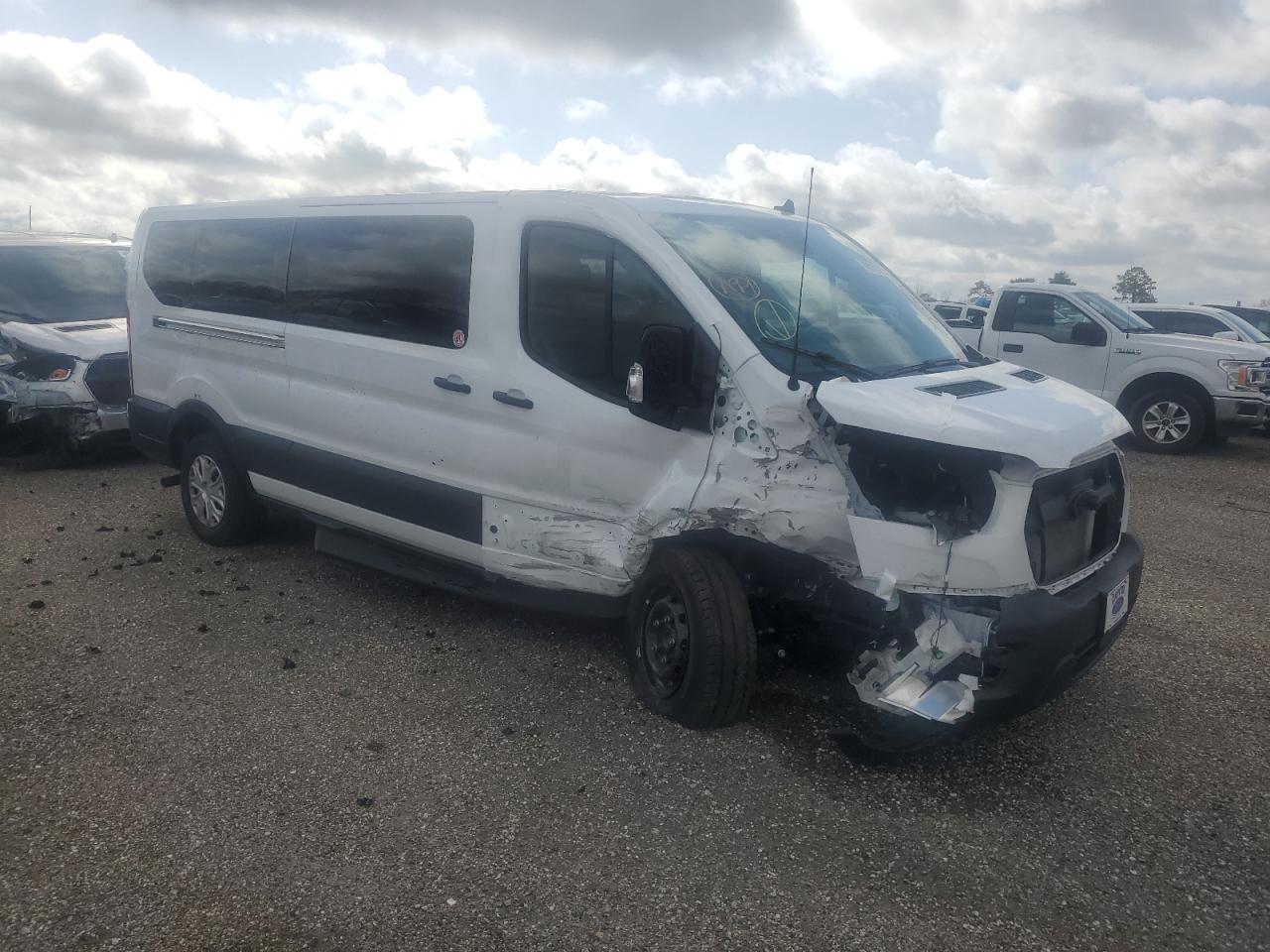 1FBAX2Y81RKB30610 FORD TRANSIT 2024