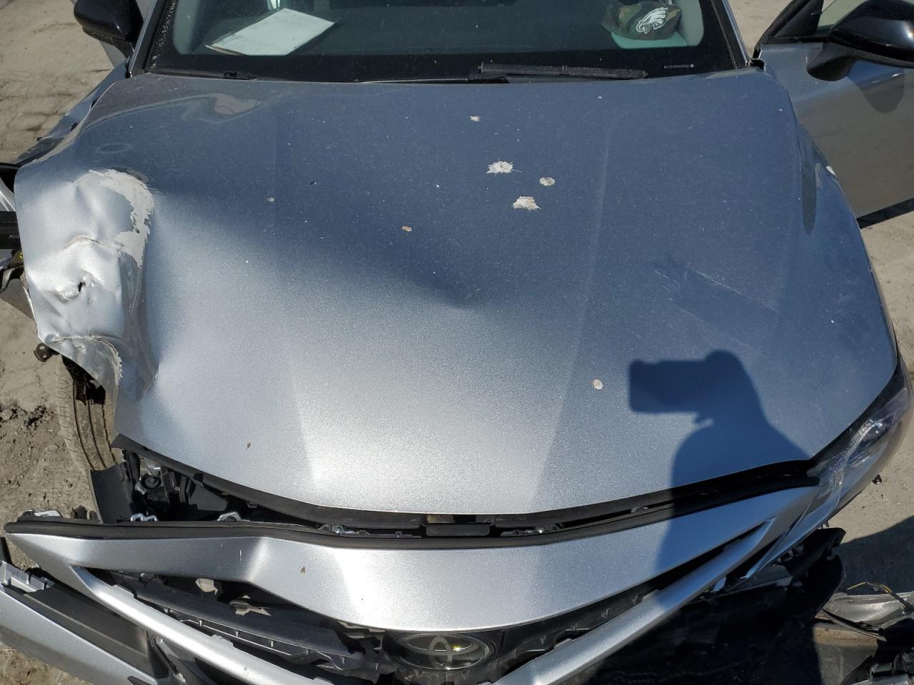 2019 Toyota Camry - Image 12