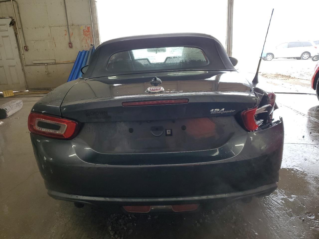 2018 Fiat 124 Spider - Image 6