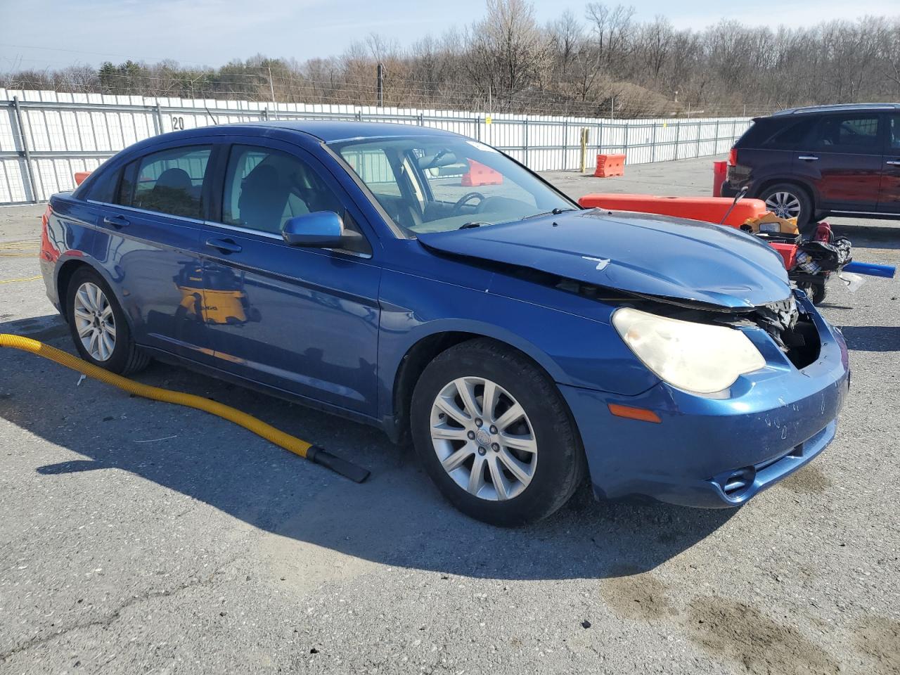 2010 Chrysler Sebring - Image 4