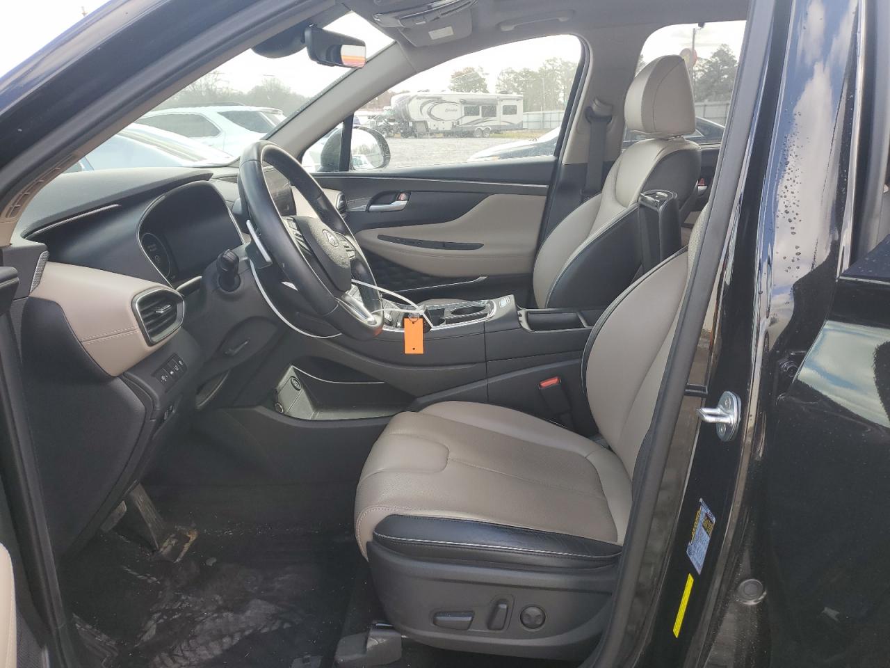 2022 Hyundai Santa Fe - Image 7