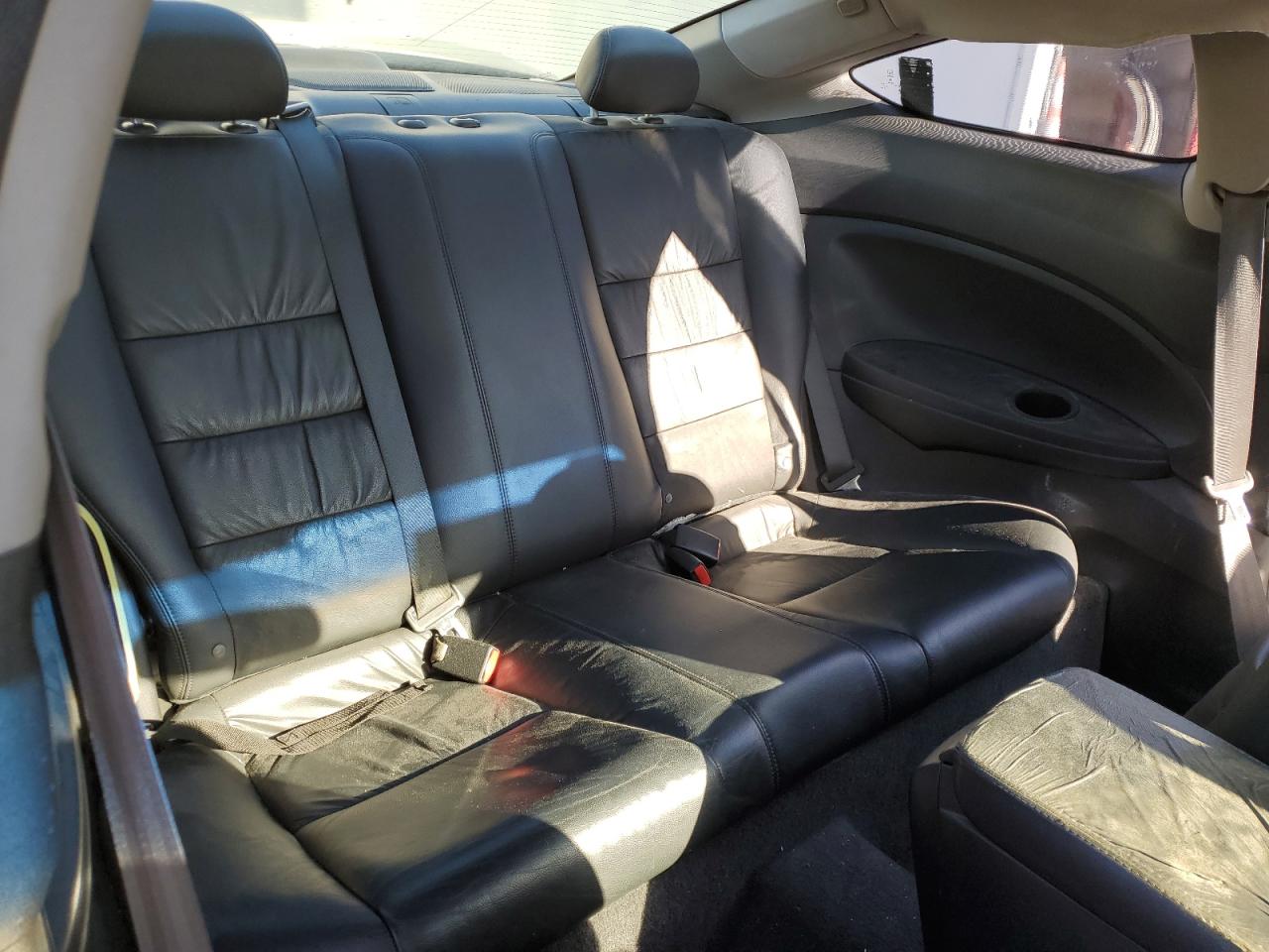 2010 Honda Accord - Image 10