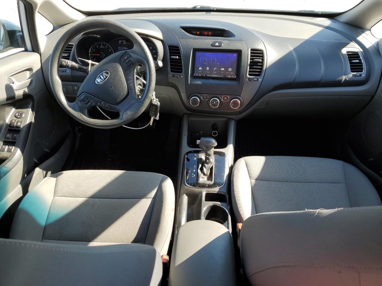 2017 Kia Forte - Image 8