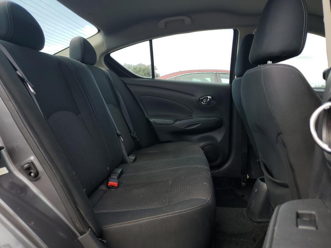 2017 Nissan Versa - Image 10
