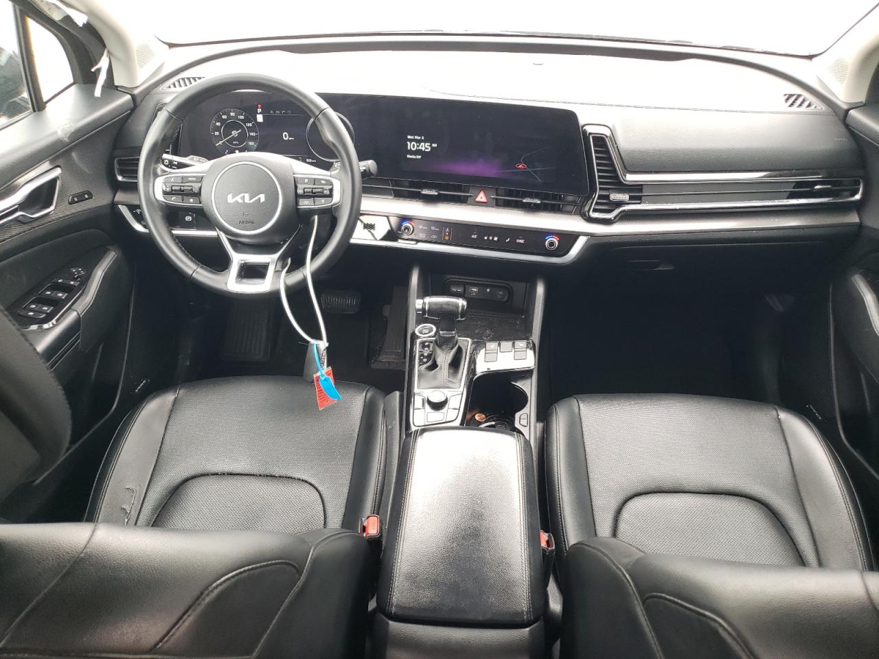 2023 Kia Sportage - Image 8