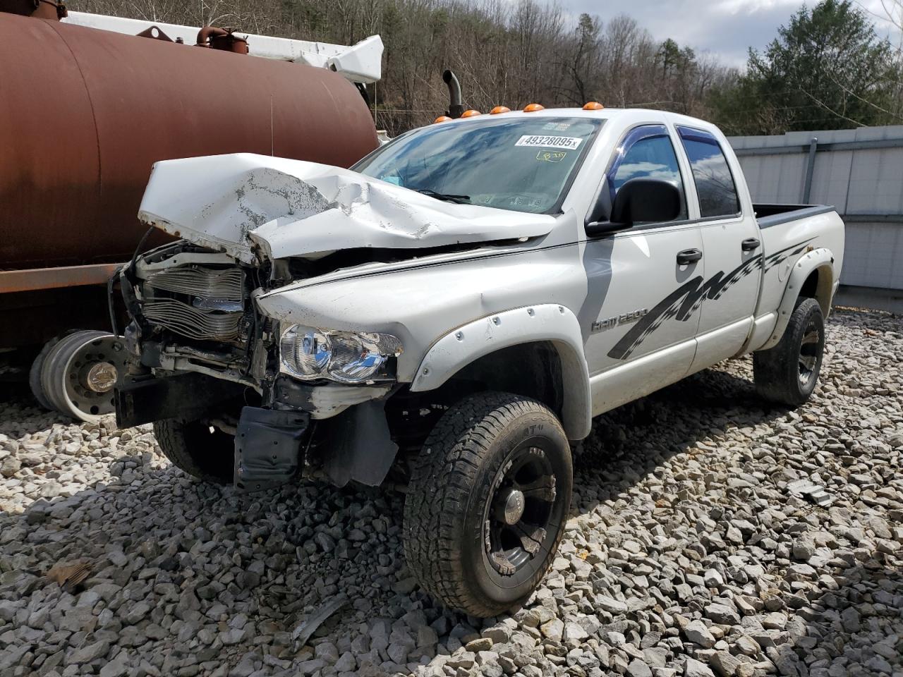2003 Dodge Ram 2500 St for Sale in Hurricane, WV - Front End
