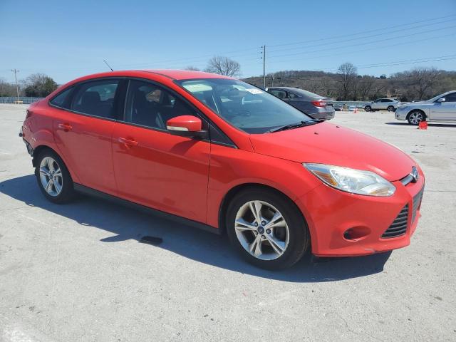 Sedans FORD FOCUS 2014 Red