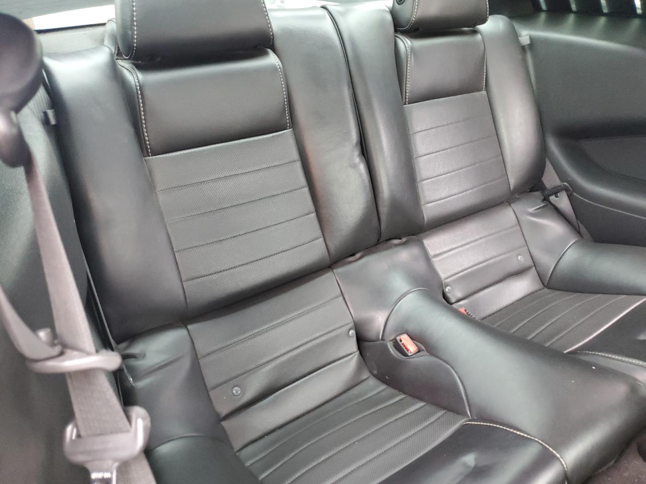 2013 Ford Mustang - Image 10