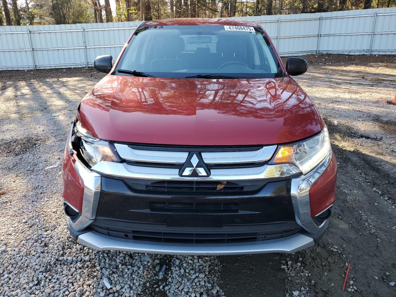 2017 Mitsubishi Outlander - Image 5