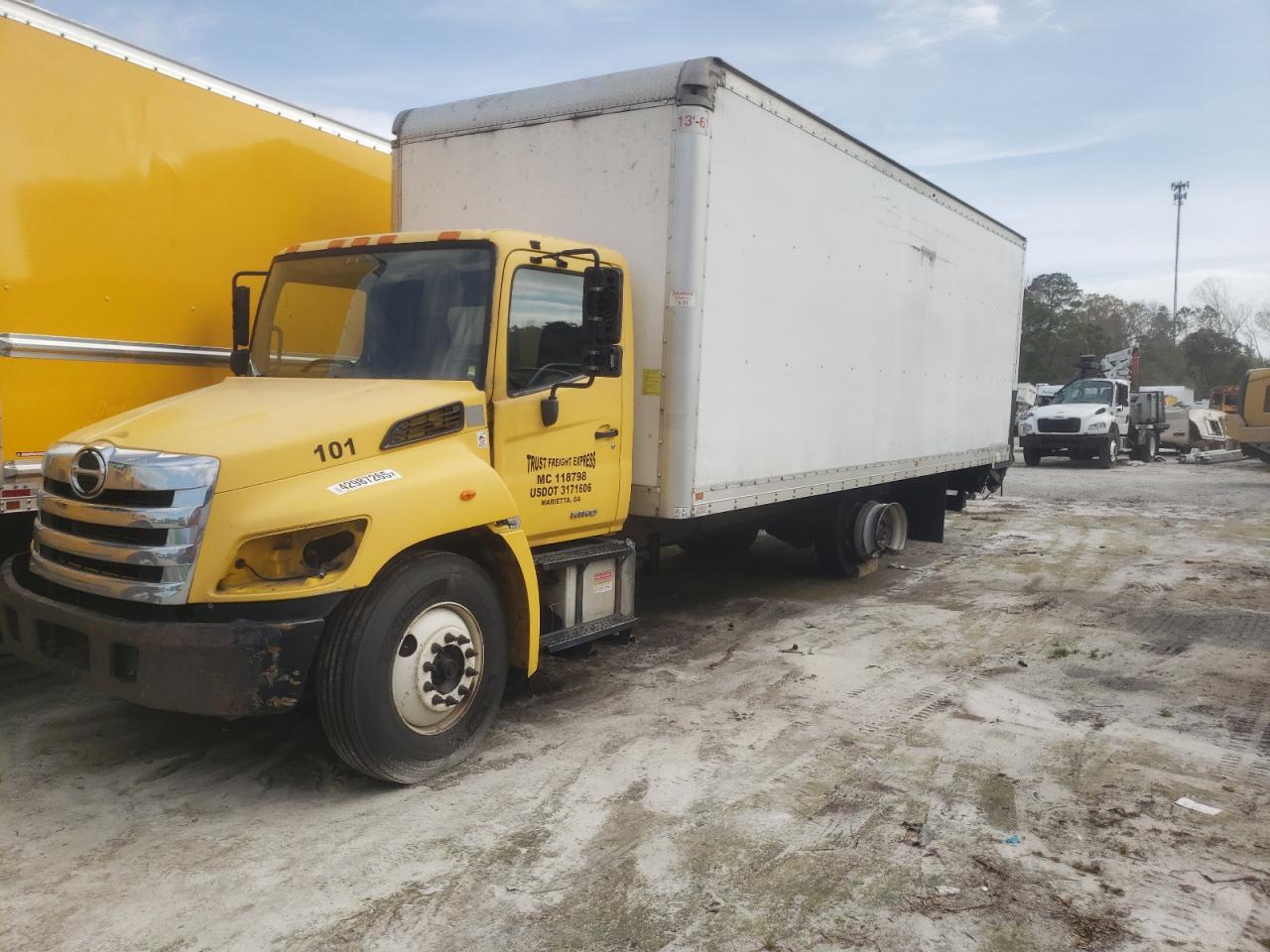 2015 Hino 258/268 იყიდება Savannah-ში, GA - All Over