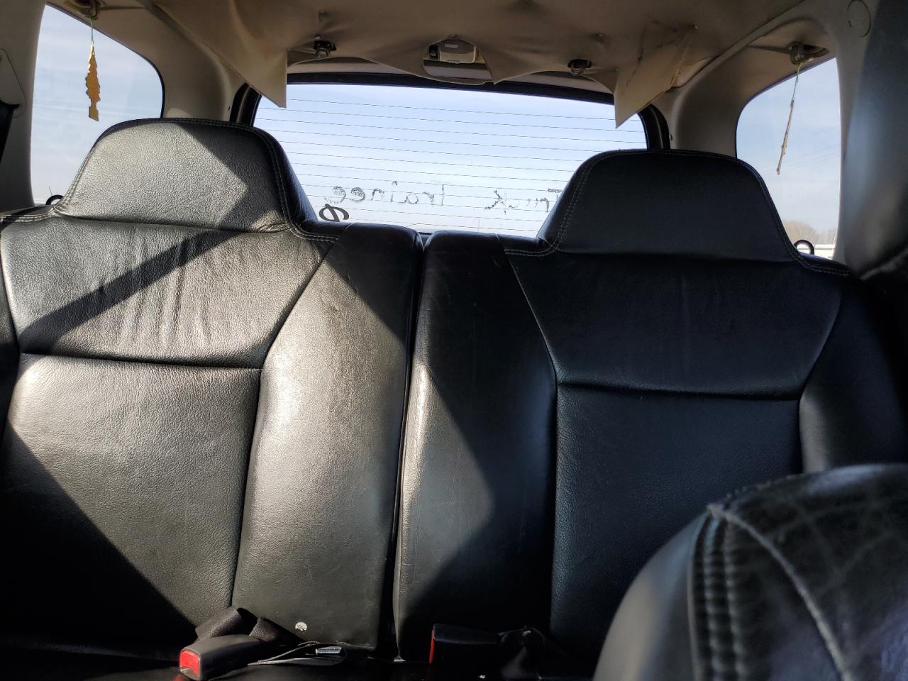 2003 Nissan XTerra - Image 10