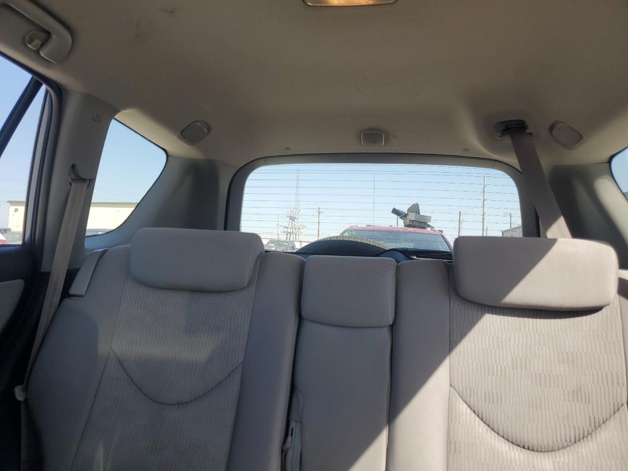2010 Toyota RAV 4 - Image 10