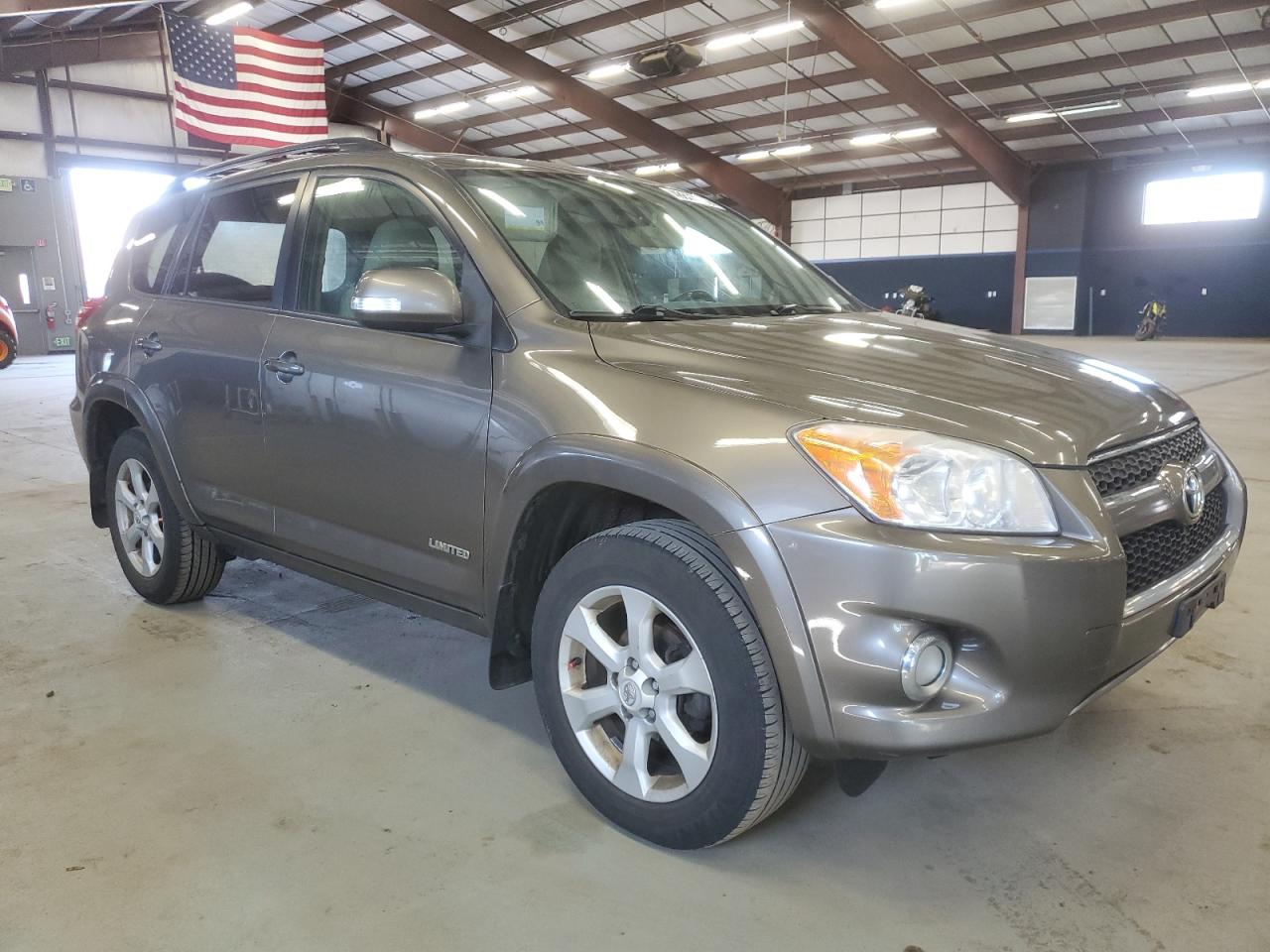 2011 Toyota RAV 4 - Image 4