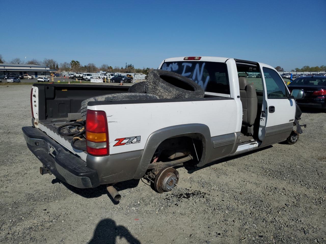 2002 Chevrolet Silverado - Image 3