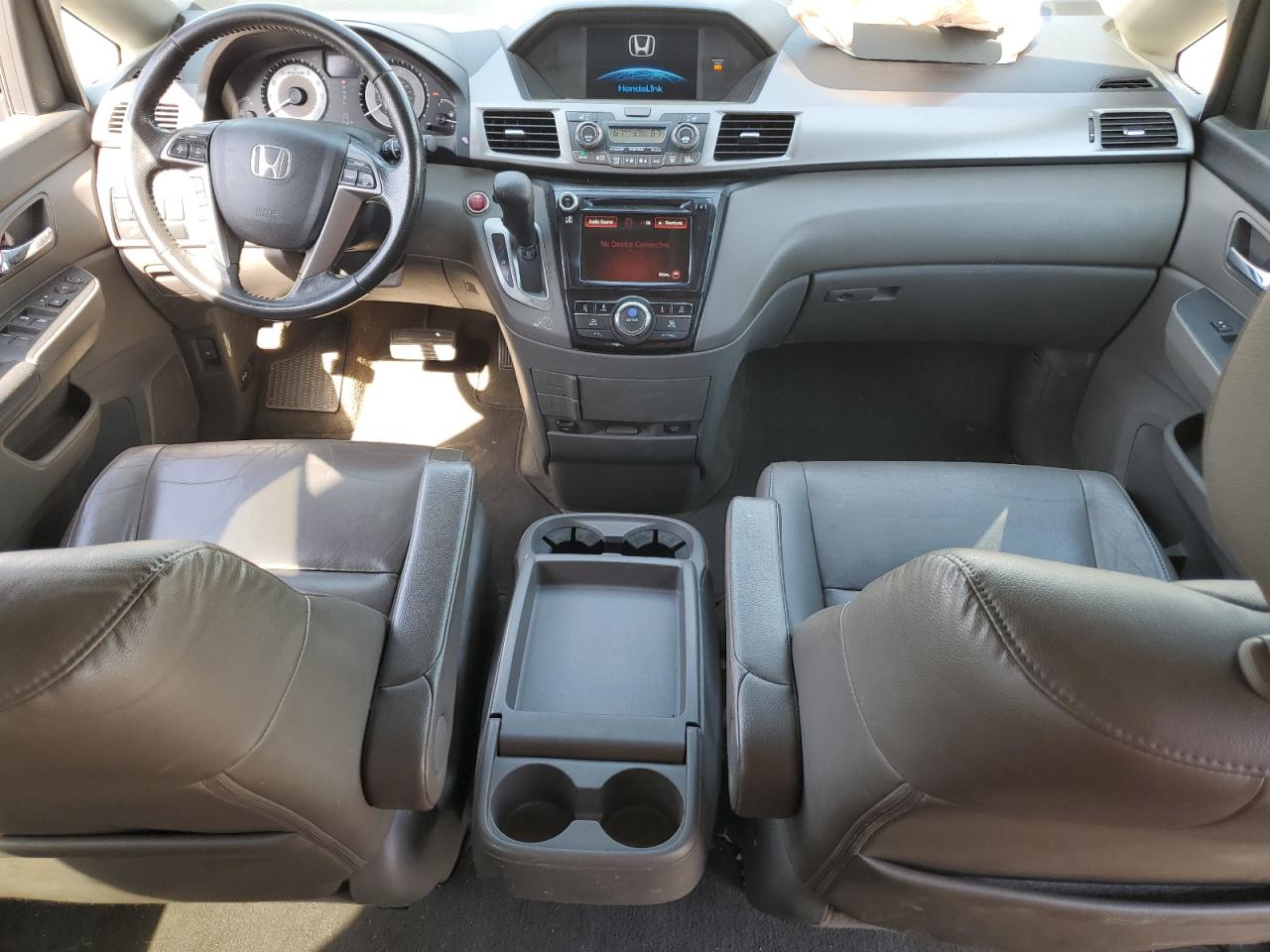 2015 Honda Odyssey - Image 8