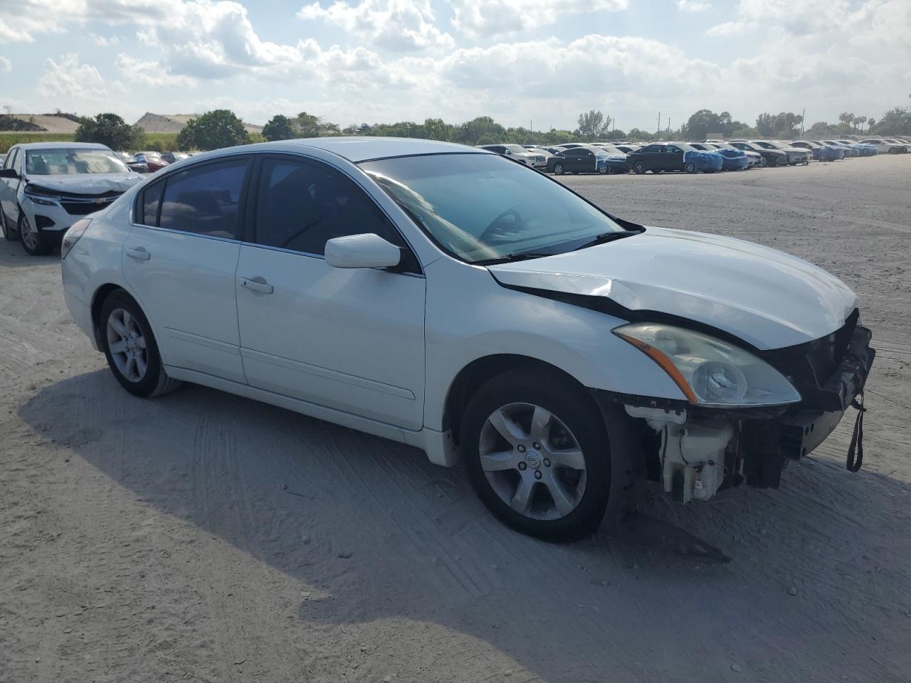 2011 Nissan Altima - Image 4