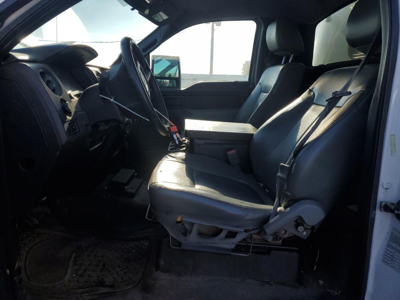 2013 Ford F150 VIN: 1FTMF1EM4DKE13051 Lot: 50920415